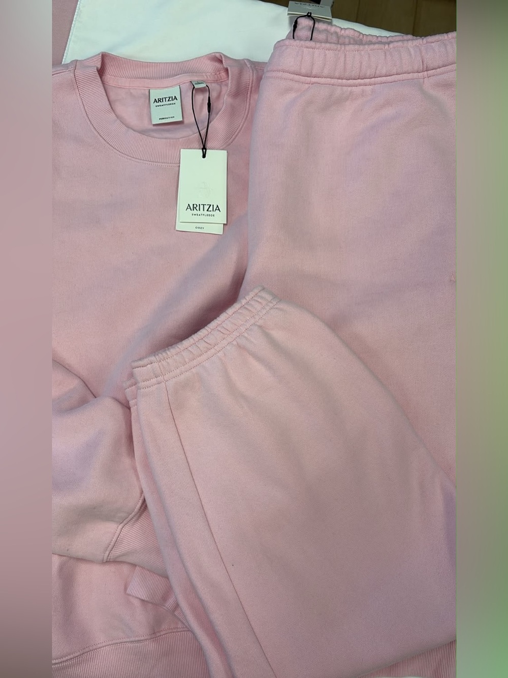 NWT aritzia milkshake pink set